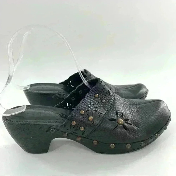 Pesaro womens clogs size 7 black leather studded floral slip on chunky mules - Picture 13 of 13